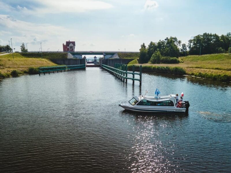 Owicim: Vistula River Cruise with Captain Pilecki Story - Good To Know