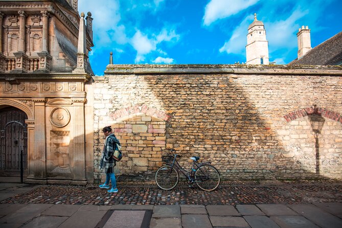 Oxbridge Audio Walking Tours - Guided By Expert Historian - Immersive Oxbridge Experience