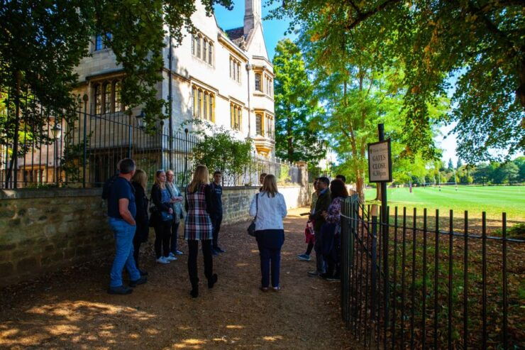 Oxford: 3-Hour Private Tour With Student Guide - Booking and Cancellation Details