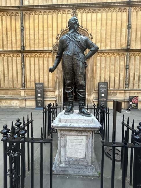 Oxford : Alumni-led Walking Tour - Good To Know