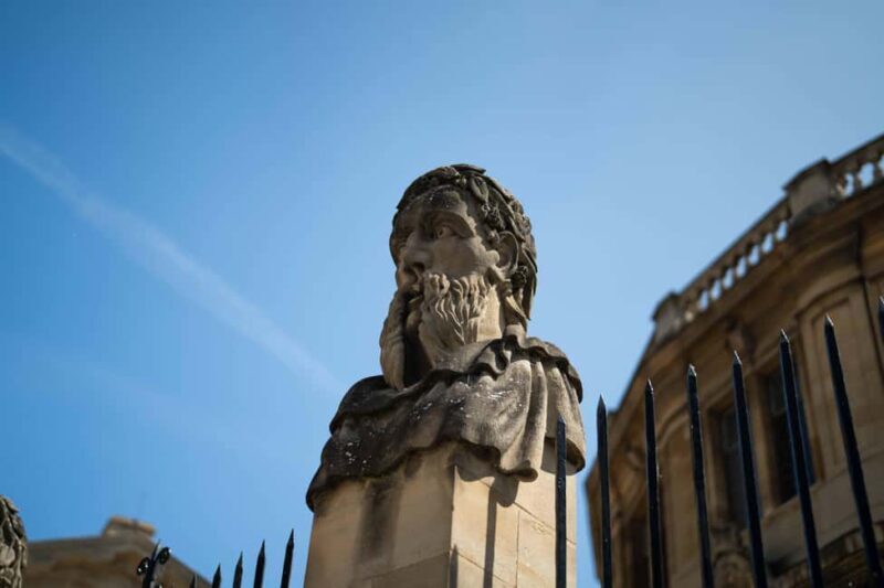 Oxford: Alumni-led Walking Tour w/opt New College - FAQ