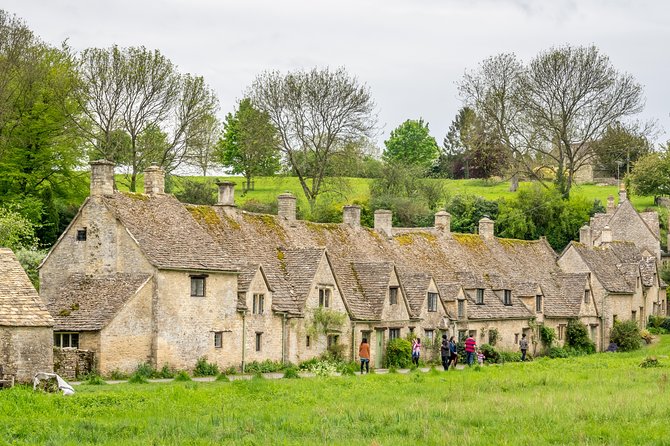 Oxford and Traditional Cotswolds Villages Small-Group Day Tour From London - Oxford Landmarks and Exploration