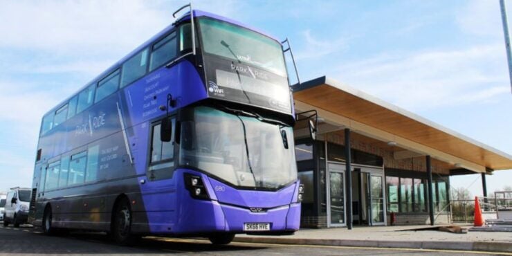 Oxford: BUS Transfer To/From London Heathrow Airport - Onboard Experience