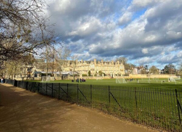 Oxford: City and University of Oxford Audio Guide - Whats Included and Meeting Point