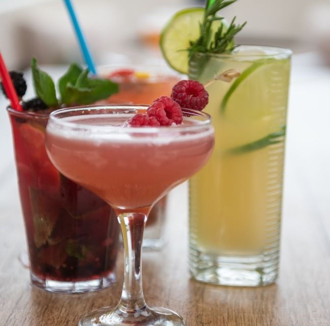 Oxford: Evening Sightseeing River Cruise With a Cocktail - Inclusions