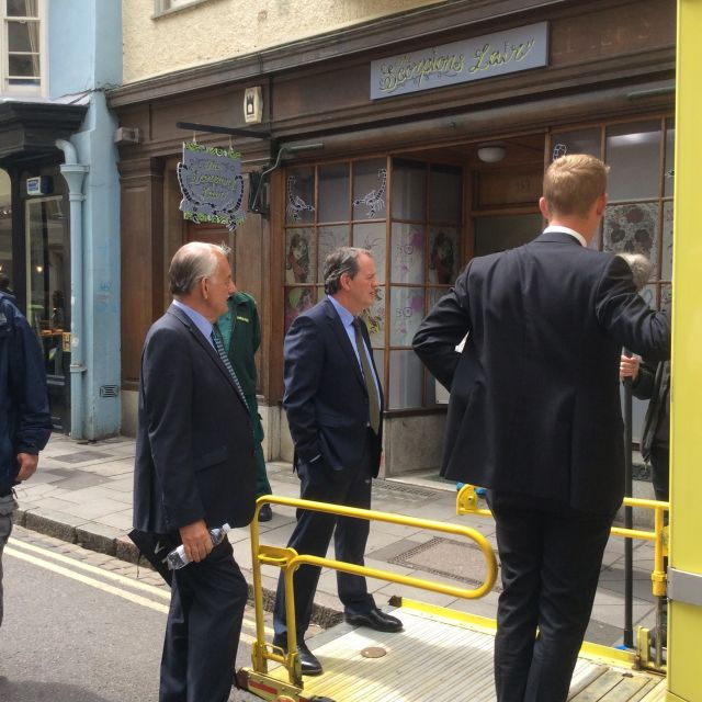 Oxford: Inspectors Morse and Lewis Guided Walking Tour - Additional Information