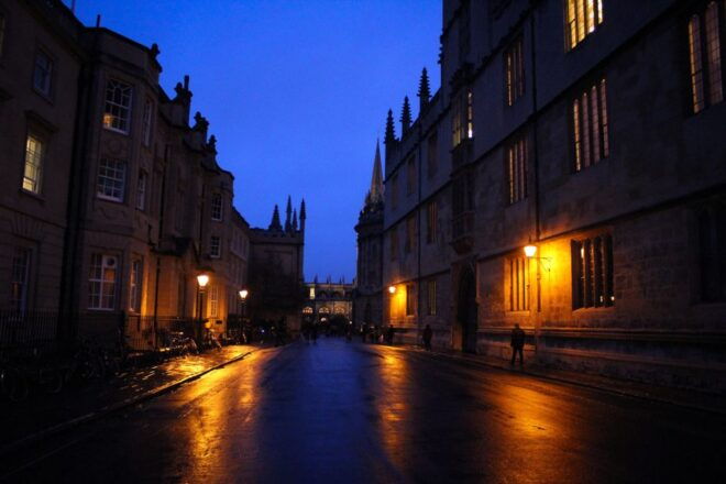Oxford: Official “Haunted Oxford” Ghost Tour - Directions