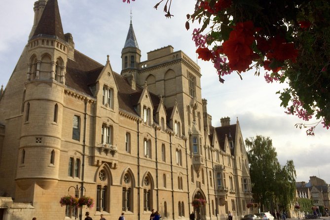 Oxford Official University & City Tour - Directions