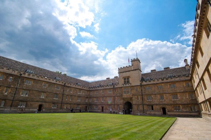 Oxford: Pre-Raphaelite Walking Tour With Exeter College - Experience and Highlights