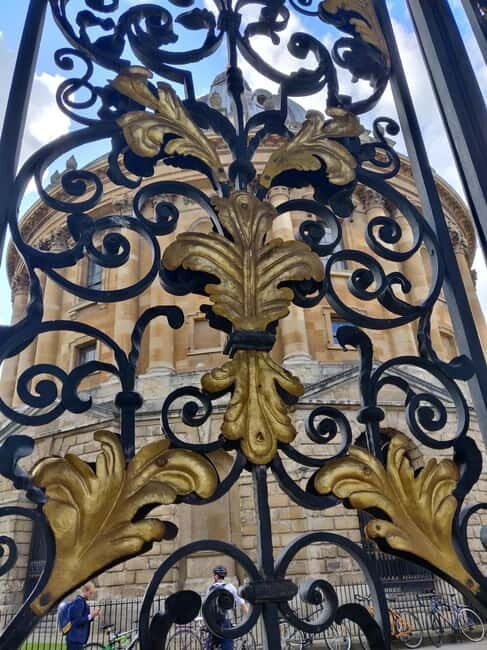 Oxford: Private Guided Walking Tour of University and City - FAQ