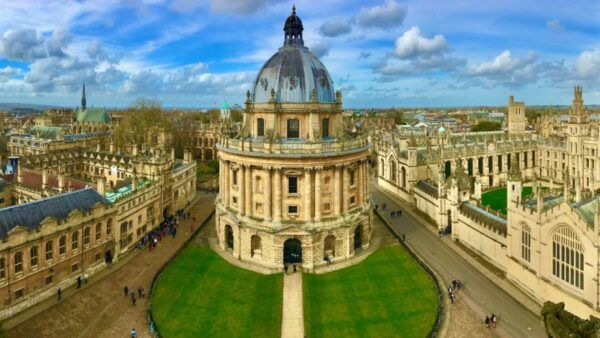 Oxford: Self Guided City Walk and Interactive Treasure Hunt - Common Questions