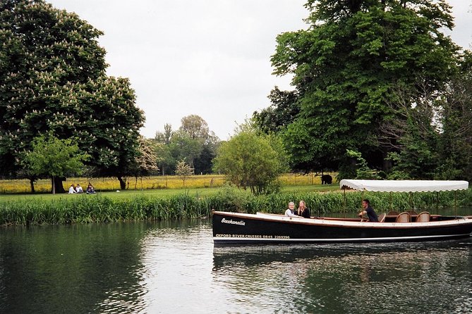 Oxford Sightseeing River Cruise Along The University Regatta Course - Inclusions