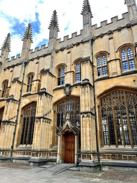 Oxford: The Best Bits of Oxford Walking Tour - The Sum Up