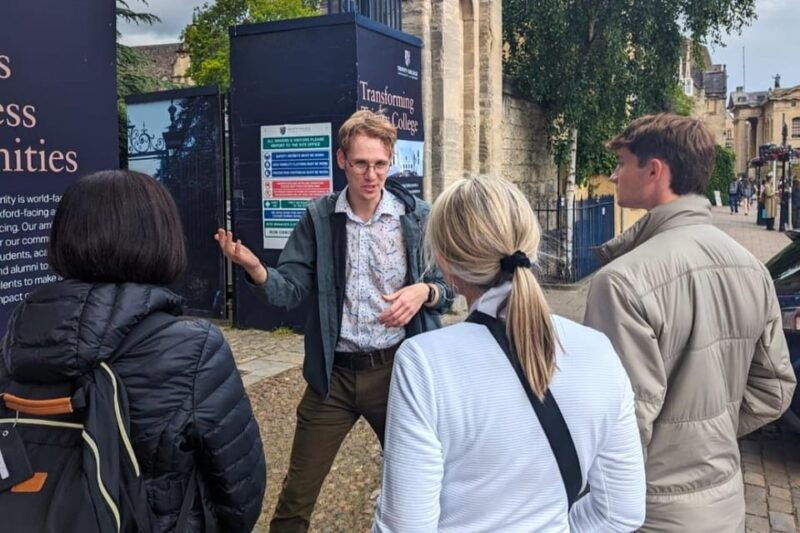 Oxford: University & City Walking Tour with Recent Graduate - Exploring Oxford with a Recent Graduate Guide
