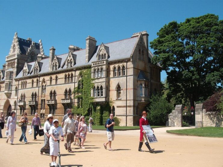Oxford University: Guided Small Group Walking Tour - Inclusions and Exclusions