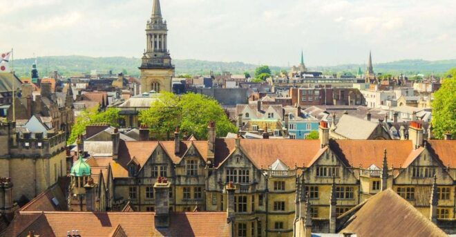 Oxford University Private Guided Walking Tour - Highlights of the University of Oxford