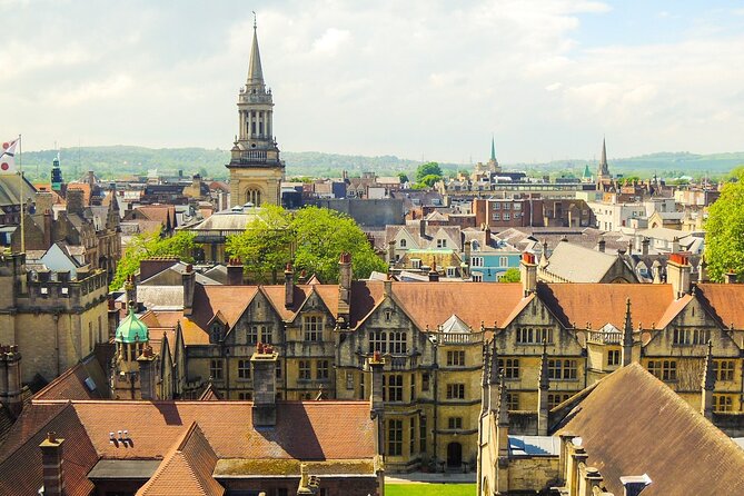 Oxford University Private Walking Tour With a Professional Guide - Tour Overview