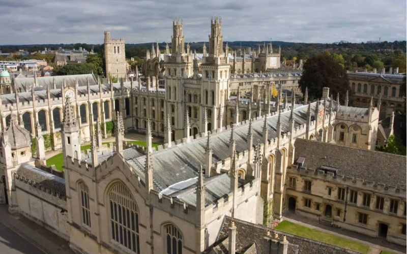 Oxford University Walking Tour without New College - Is $30.79 a fair price?