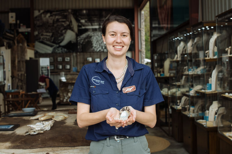 Oyster Cruise Shell to Showroom Experience - From oyster lease to grading room