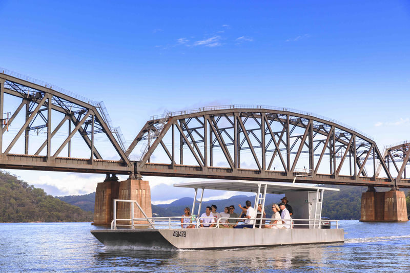 Oyster Cruise Shell to Showroom Experience - One hour on the lower Hawkesbury River