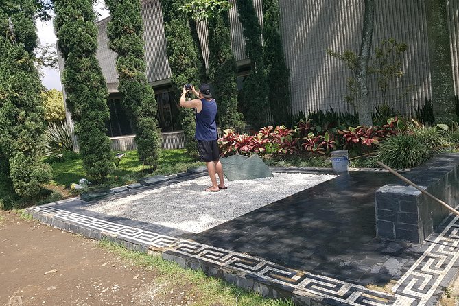 Pablo Escobar Private Group Tour Including La Catedral Jail in Medellin - Tour Details