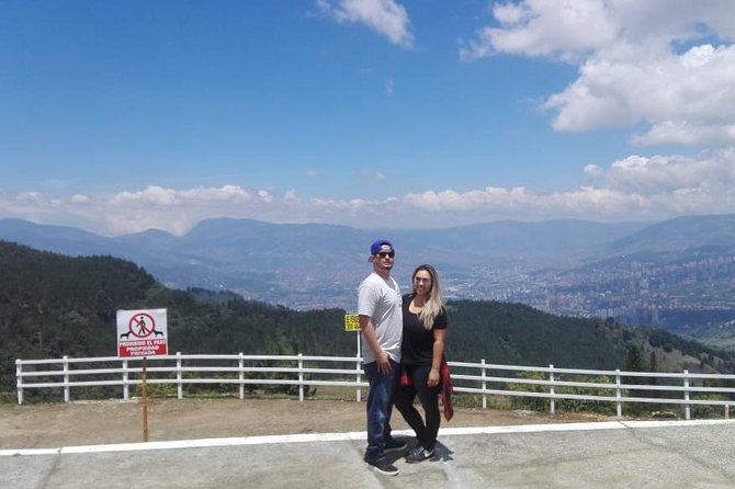 Pablo Escobar Tour - Inclusions and Exclusions