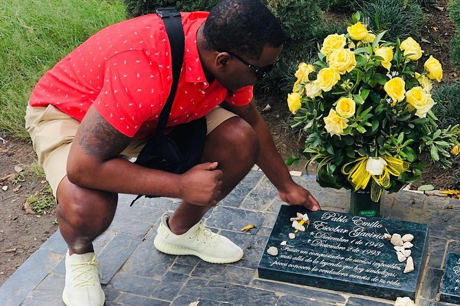 Pablo Escobars Medellin Private Tour - Medellín - Tour Highlights