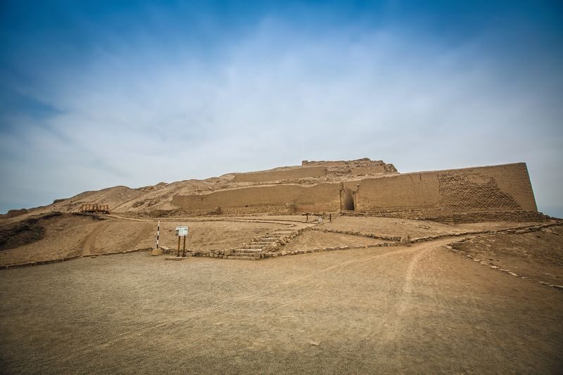 Pachacamac Ruins & Barranco Half Day Tour in Peru - Barranco Before the Ruins