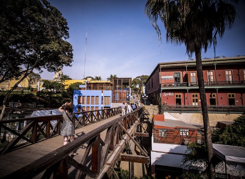 Pachacamac Ruins & Barranco Half Day Tour in Peru - The Road South to Pachacamac
