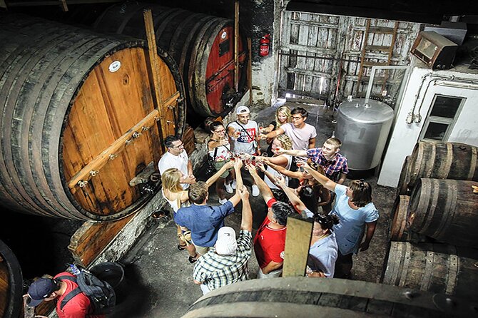 Pack of 3 Tours Porto to Lisbon, Douro Valley, and Braga & Guimarães - Pickup Information