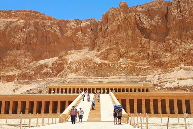Package From Hurghada to Luxor (Balloon- West Bank – East Bank –Entrance Fees) - Accessibility and Amenities