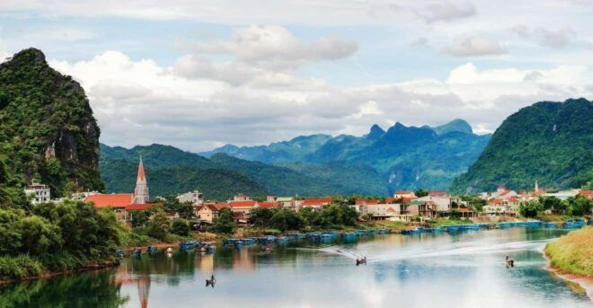 PACKAGE PHONG NHA 2 DAY 1 NIGHT (GROUP TOUR) FROM DONG HOI - Adventure Activities