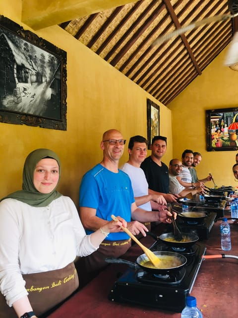 Packages Cooking Class and Romantic Dinner in a Local Home - Experience and Atmosphere
