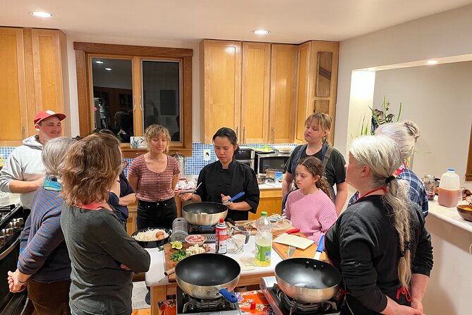 Pad Thai and Summer Rolls Cooking Class With Lunch - Chef Joys Expertise