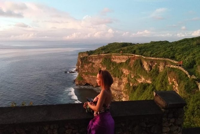 Padang-Padang Beach Uluwatu Sunset and Kecak Dance Dinner - Uluwatu Cliff Views
