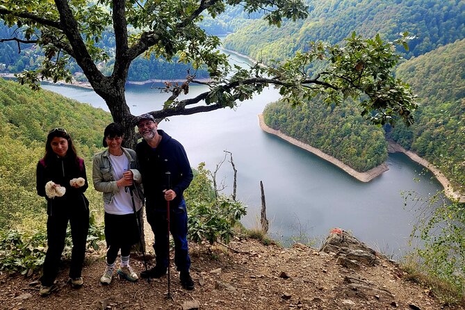 Paddle and Hike A Day Trip on the Stunning Lakes of Carpathians - Pickup Points and Start Time