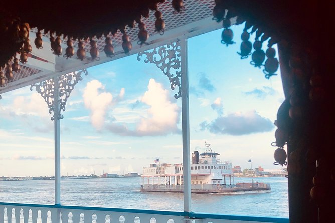 Paddlewheeler Creole Queen Historic Mississippi River Cruise - Pricing and Booking