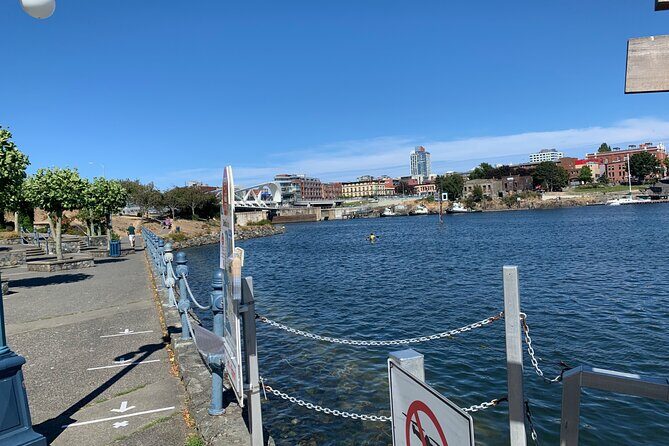 Paddling Inner Harbour - Downtown Victoria BC - Who Should Book This Tour?