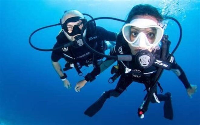 PADI Discover Scuba Diving: at Hol Chan Marine Reserve - Scuba Diving Course