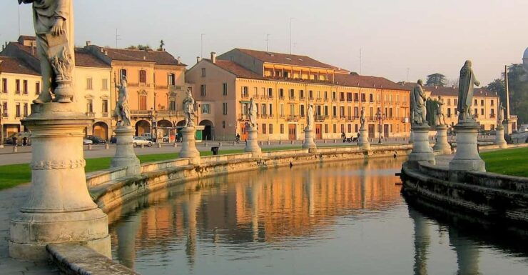 Padova as a Local From Venice - Exploring Prato Della Valle
