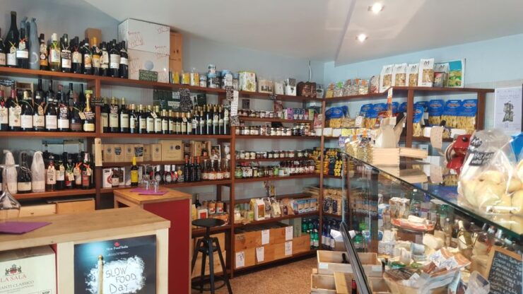 Padova: Guided Shopping Walk - Duration and Language