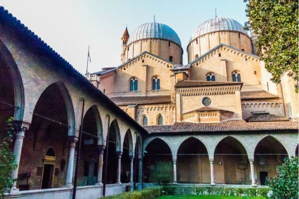 Padua: City Exploration Game and Tour - Frequently Asked Questions
