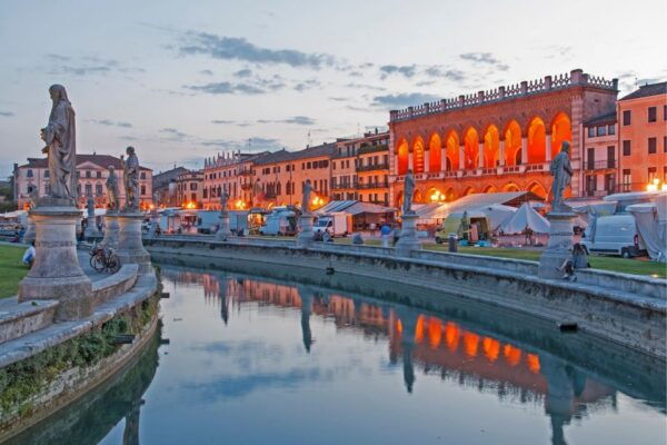 Padua: First Discovery Walk and Reading Walking Tour - Frequently Asked Questions