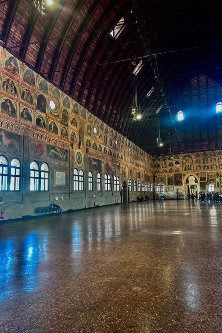 Padua: Guided Walking Tour With an Art Historian - Tour Experience