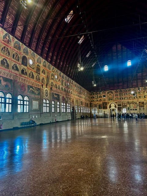 Padua: Guided Walking Tour With an Art Historian - Meeting Point