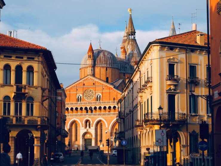 Padua: Private City Walking Tour & Scrovegni's Chapel Visit - Highlights of the Private City Walking Tour