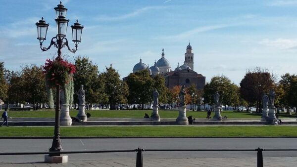 Padua: Self-Guided Walking Tour of the Historical Center - Directions
