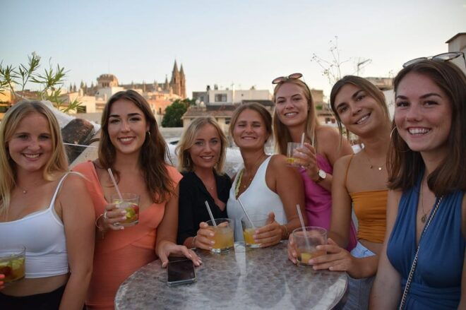 Paella Over Palma - Fostering Local Connections