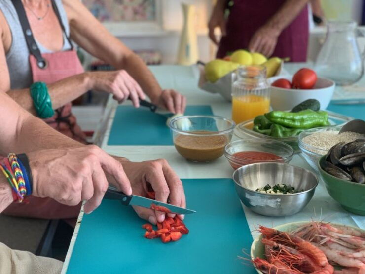 Paella Seafood Master Class Experience in Barcelona - Experience Highlights