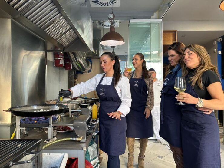 Paella Workshop in Iconic Place With a Local Chef in Madrid - Workshop Overview